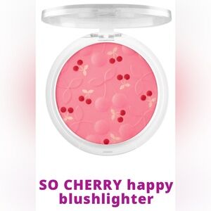 Essence So Cherry Happy Blushlighter